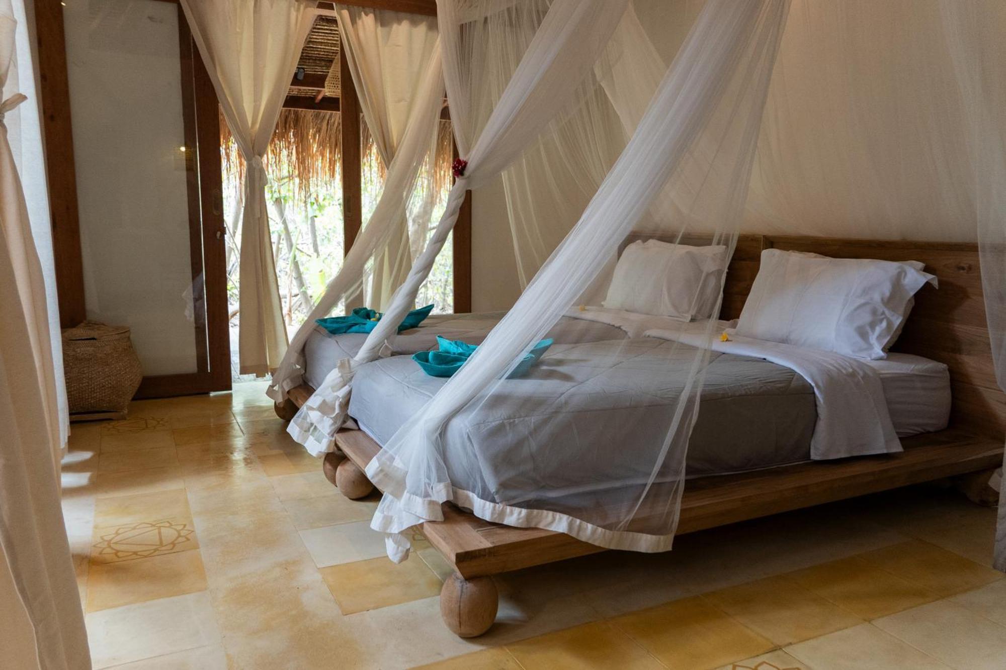 Mandala Beach Healing Rooms Gili Air Exterior photo
