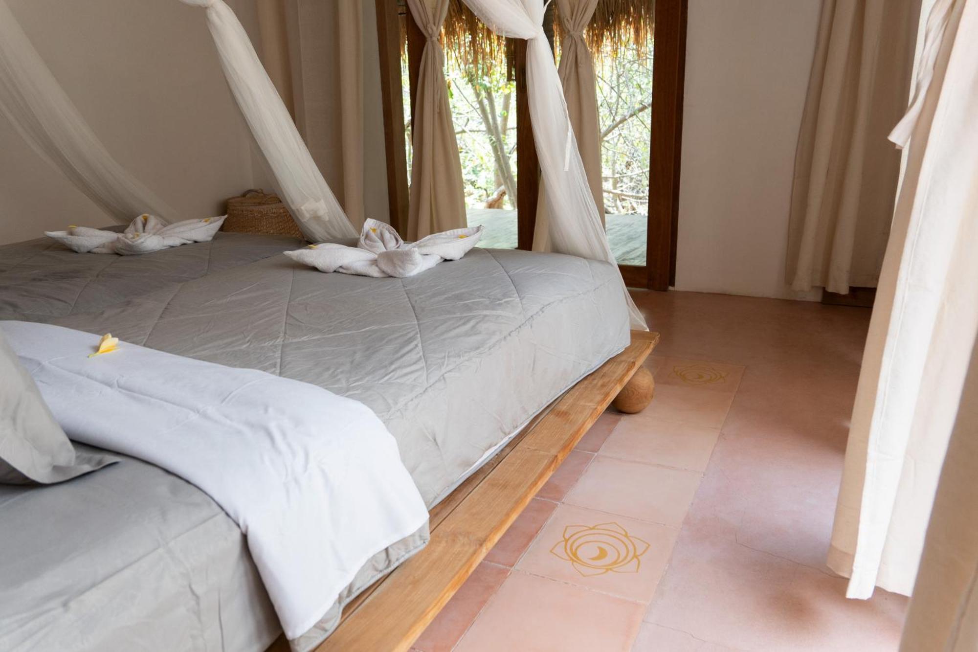 Mandala Beach Healing Rooms Gili Air Exterior photo