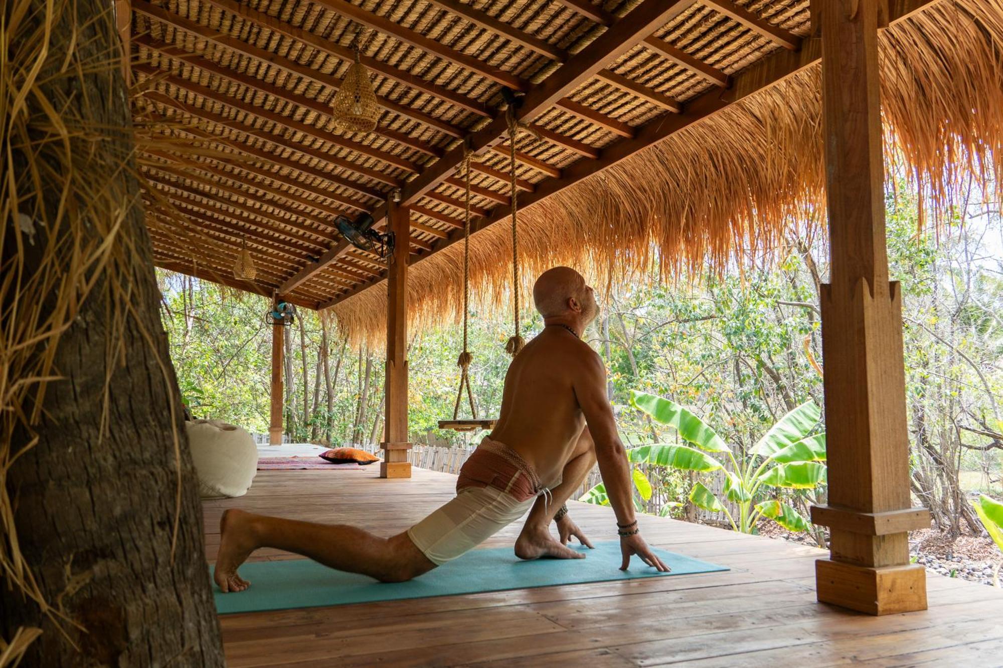 Mandala Beach Healing Rooms Gili Air Exterior photo
